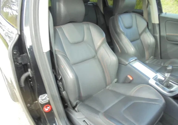 Volvo XC 60 cena 50900 przebieg: 217800, rok produkcji 2014 z Strzelno małe 301
